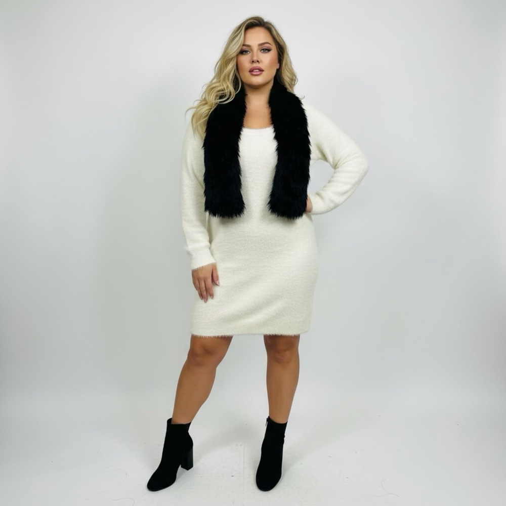 White Cream Long Sleeve Faux‎ Fur Dress with Black Scarf Relax Fit size Large
